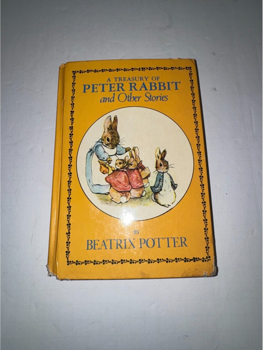 A Treasury of Peter Rabbit and Other Stories by Beatrix Potter, 1979 HC/DJ
